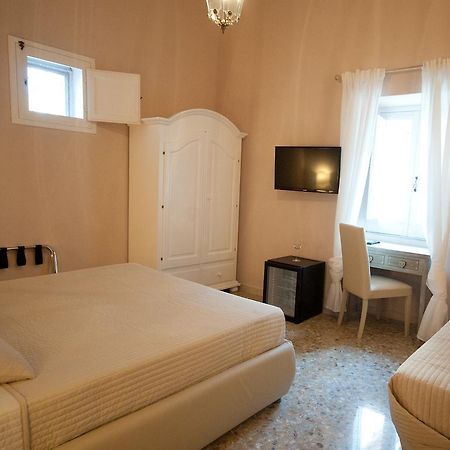 Suite Barocca โนโต ห้อง รูปภาพ