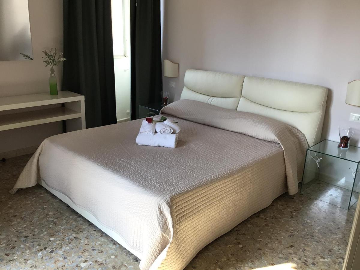 Suite Barocca โนโต ภายนอก รูปภาพ
