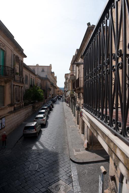 Suite Barocca โนโต ห้อง รูปภาพ