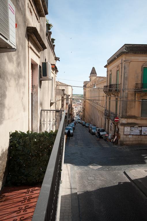 Suite Barocca โนโต ห้อง รูปภาพ