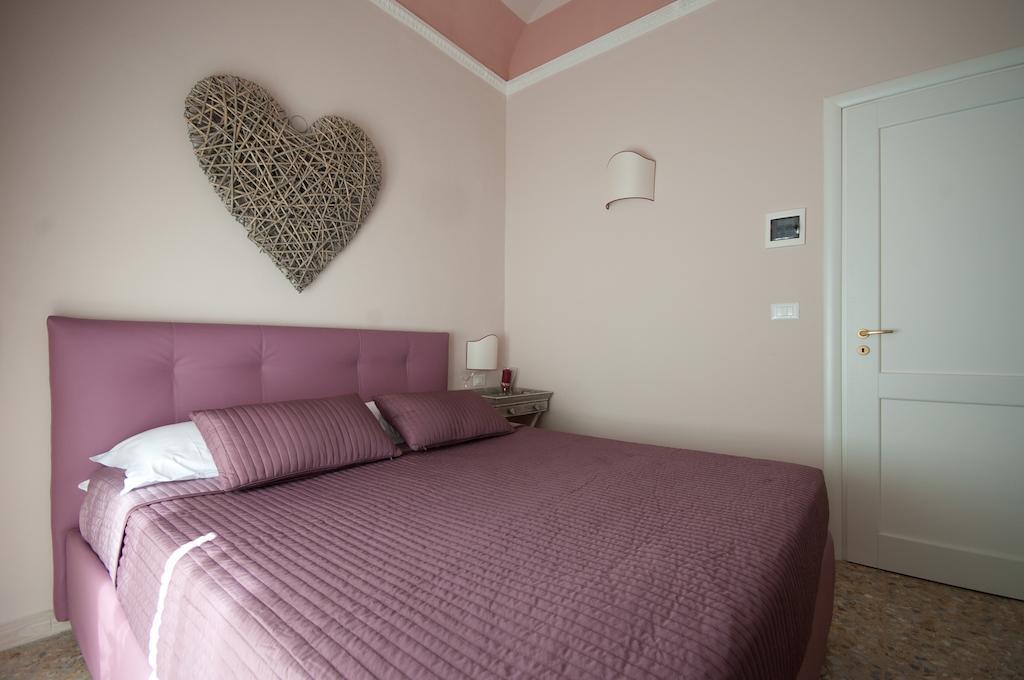 Suite Barocca โนโต ห้อง รูปภาพ