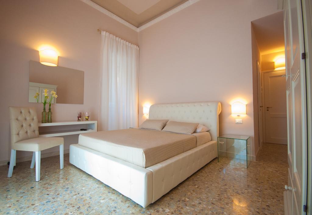 Suite Barocca โนโต ห้อง รูปภาพ